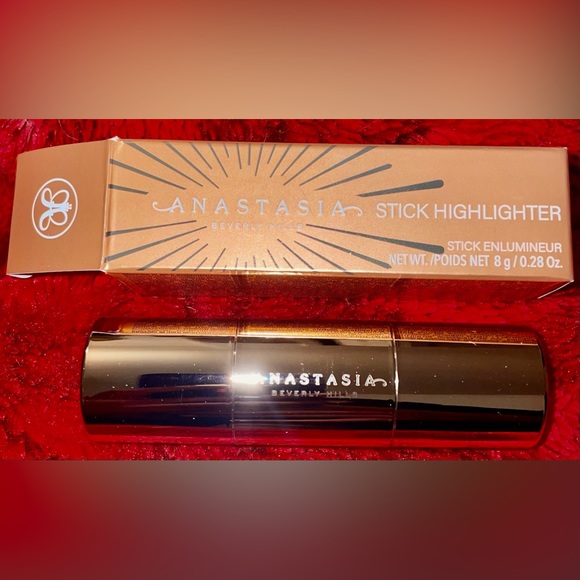Anastasia Beverly Hills Stick Highlighter-Dripping in Gold. Shine, Glow, Bright - Picture 2 of 7